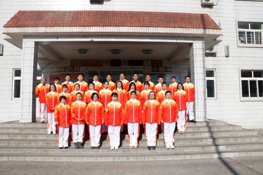 C:\Users\jwc1001\Desktop\教务处合影\_MG_0567.JPG