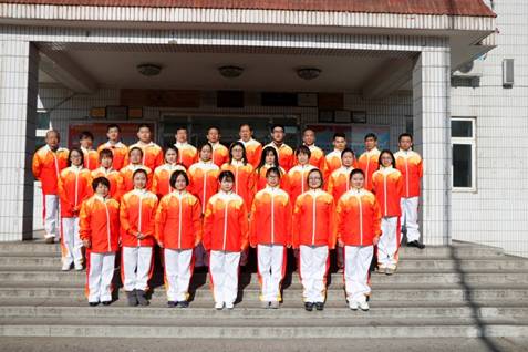说明: C:\Users\jwc1001\Desktop\教务处合影\638098515079929601.jpg